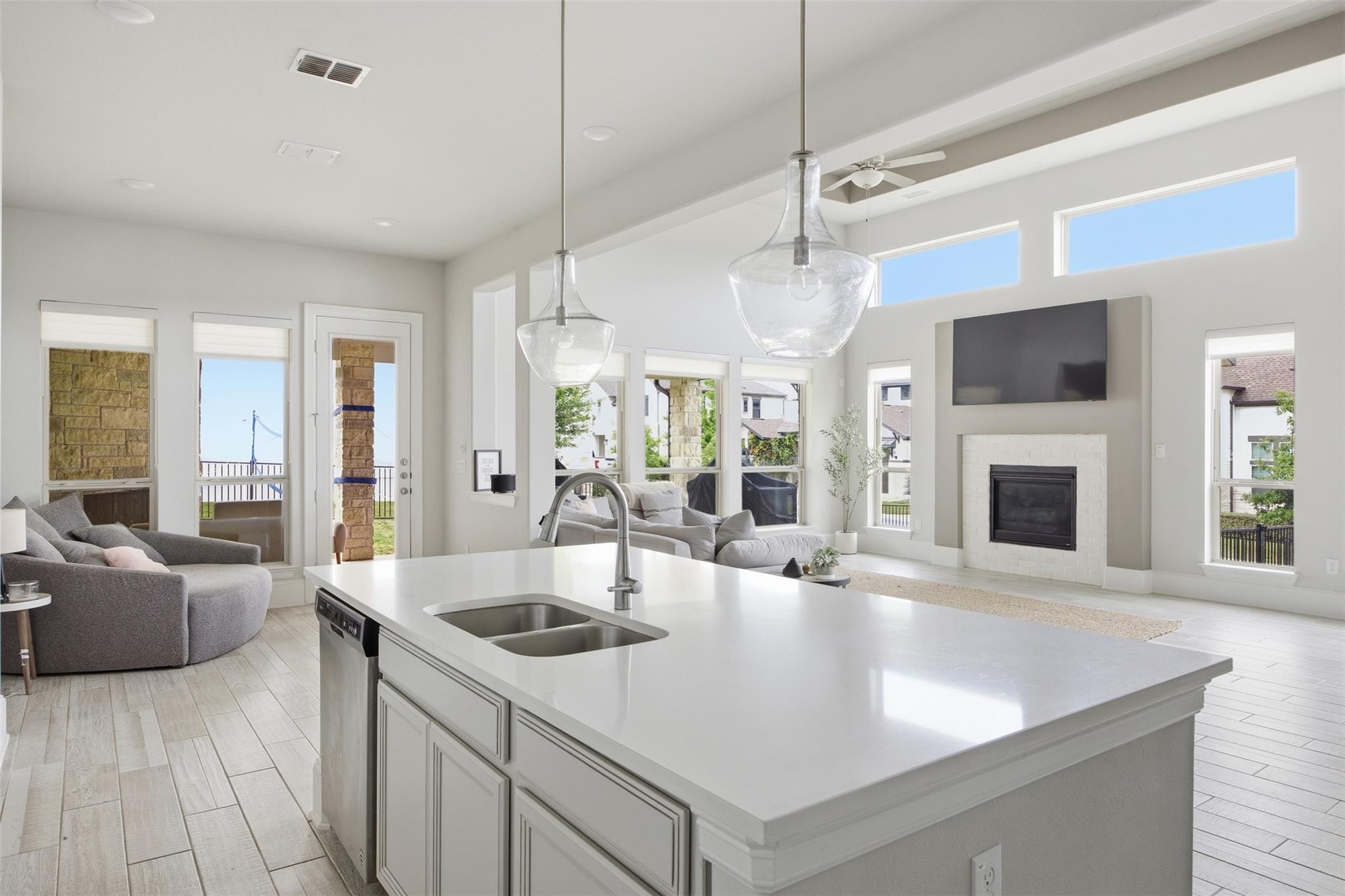 19500 Summit Glory Trl # 139, Spicewood, TX 78669