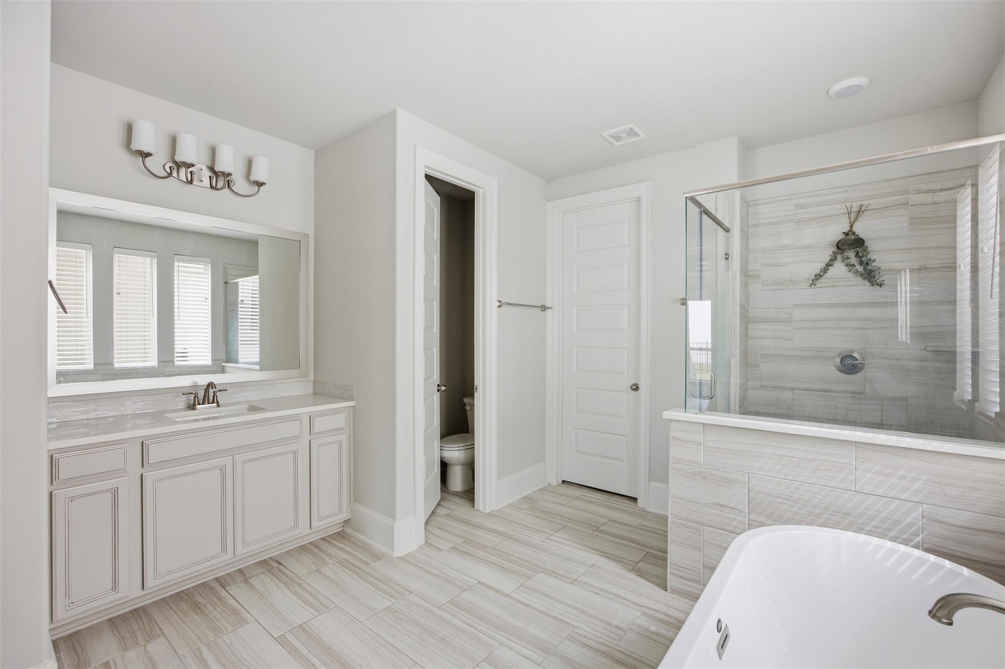 19500 Summit Glory Trl # 139, Spicewood, TX 78669