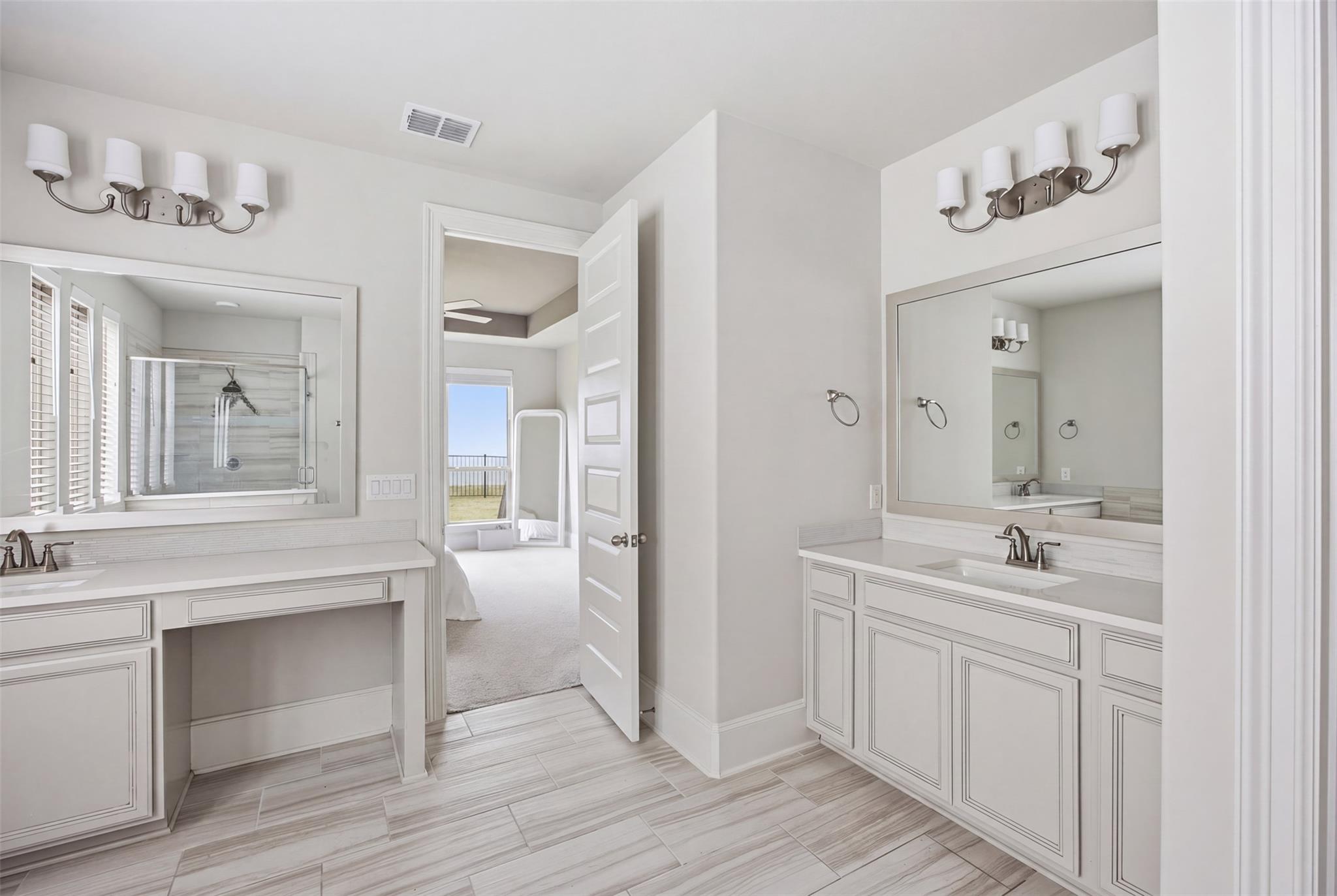 19500 Summit Glory Trl # 139, Spicewood, TX 78669