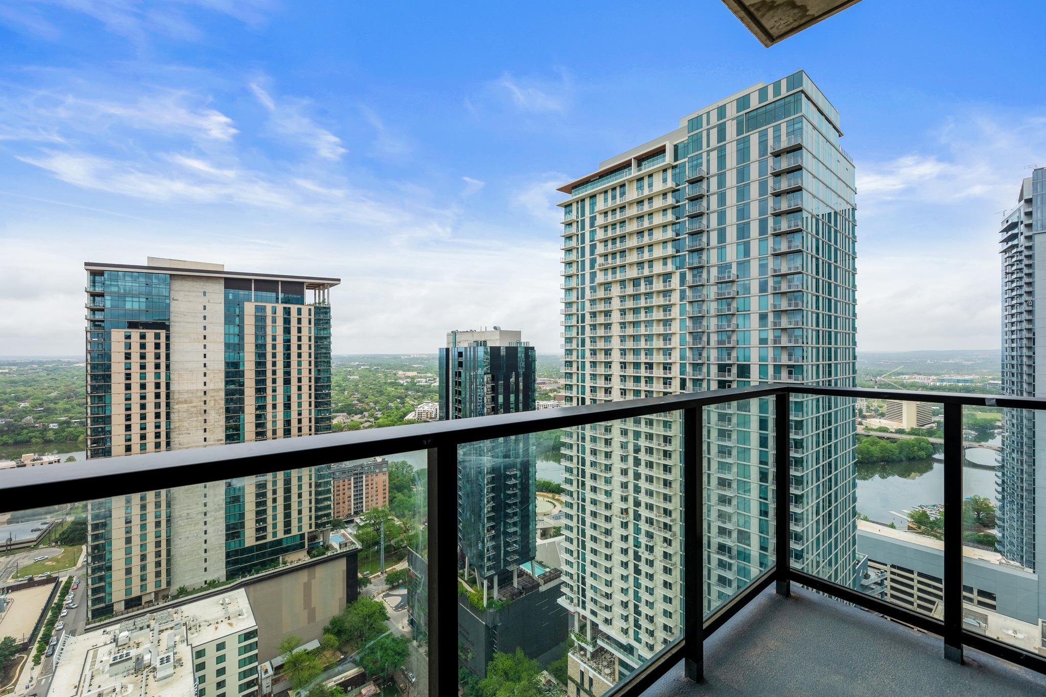 84 N East Ave # 3708, Austin, TX 78701