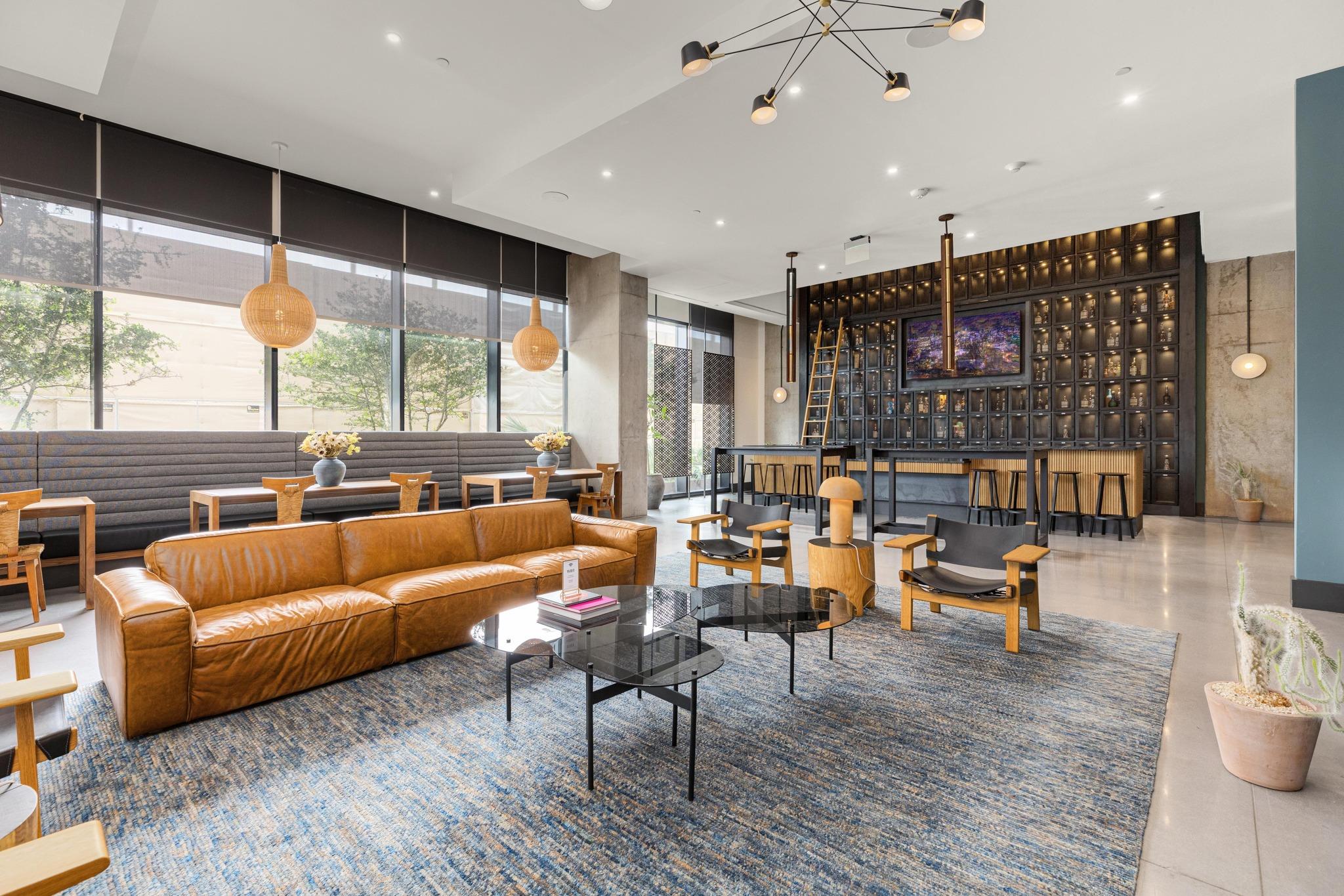 84 N East Ave # 3708, Austin, TX 78701