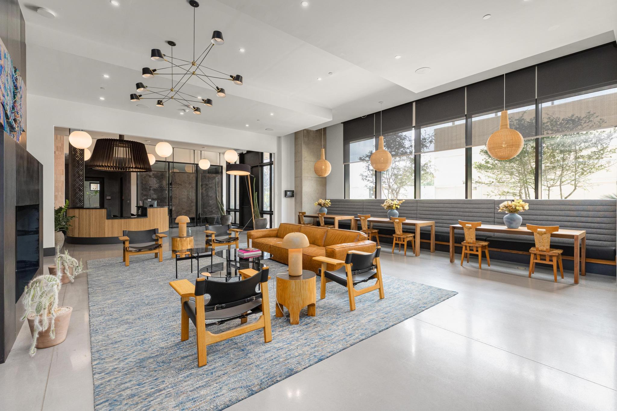 84 N East Ave # 3708, Austin, TX 78701