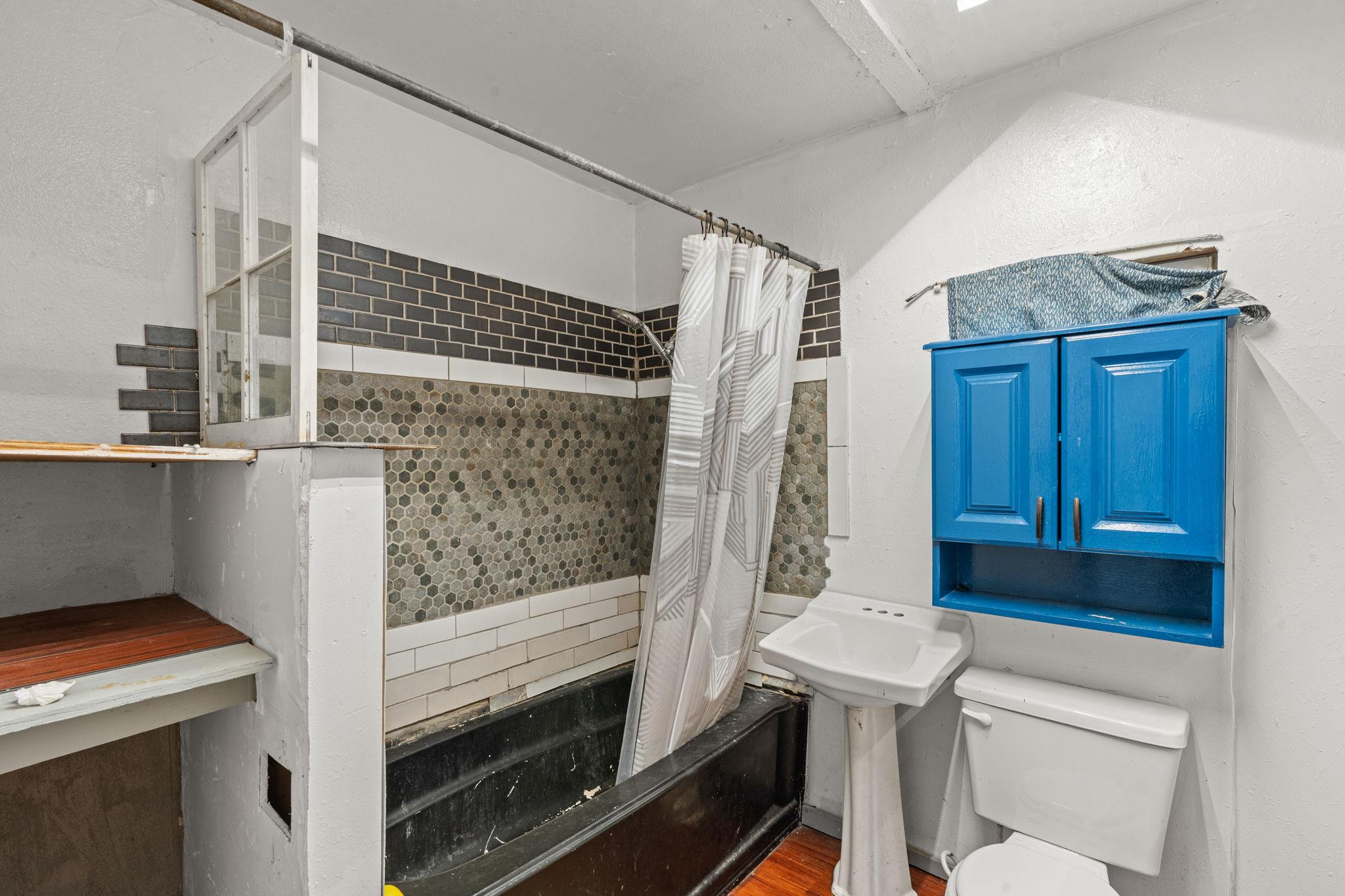 1130 Gravel St, San Marcos, TX 78666