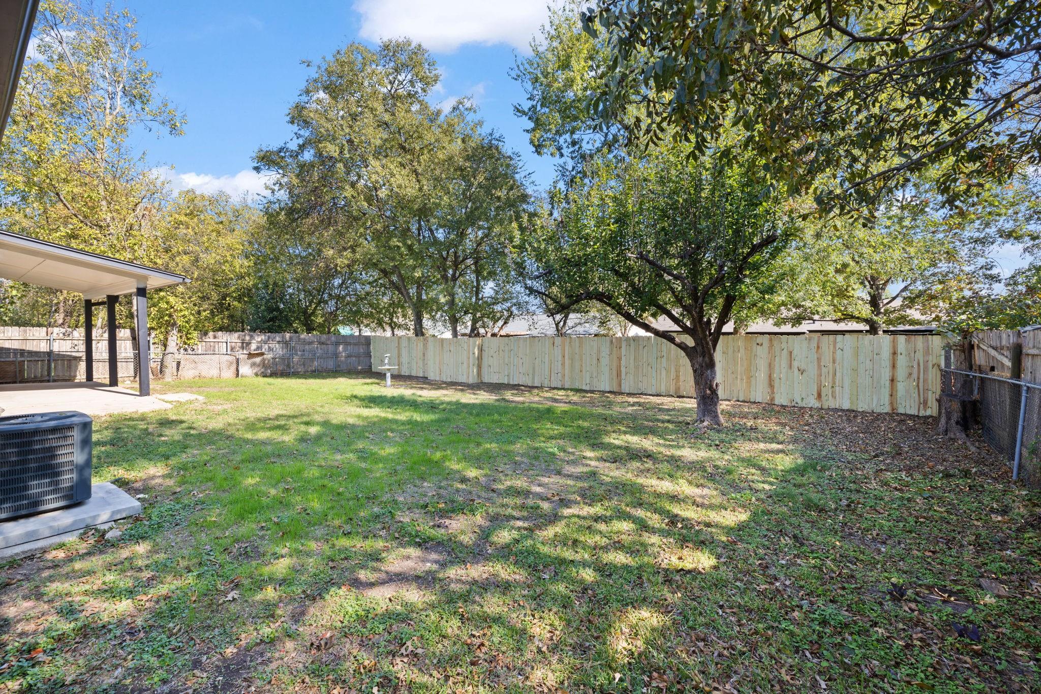 10001 Woodglen Dr, Austin, TX 78753