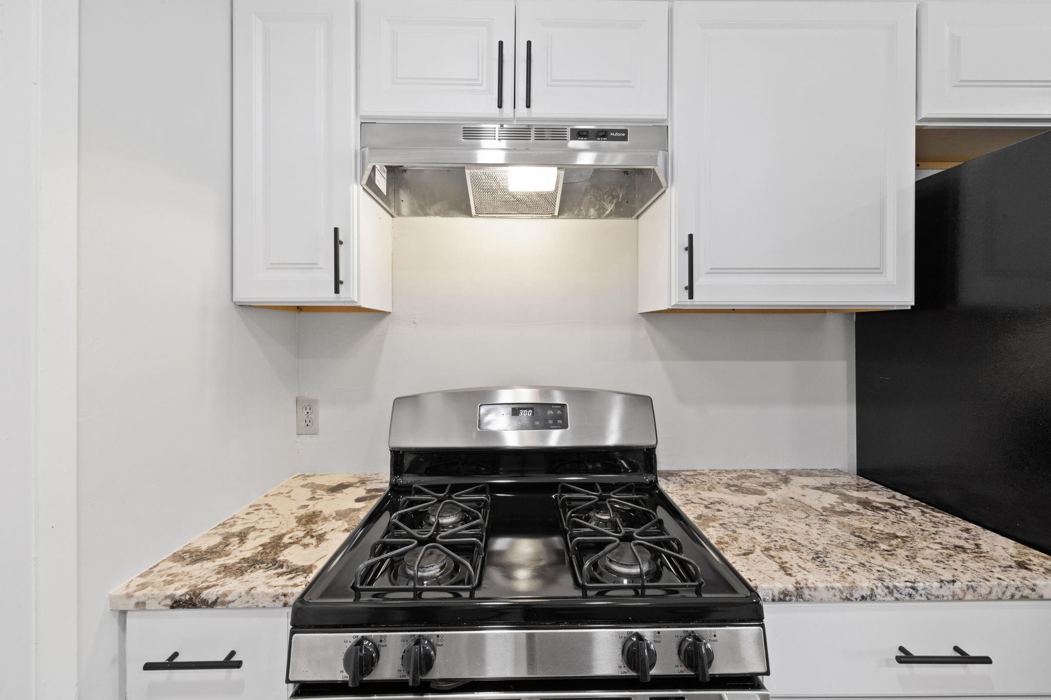 10001 Woodglen Dr, Austin, TX 78753