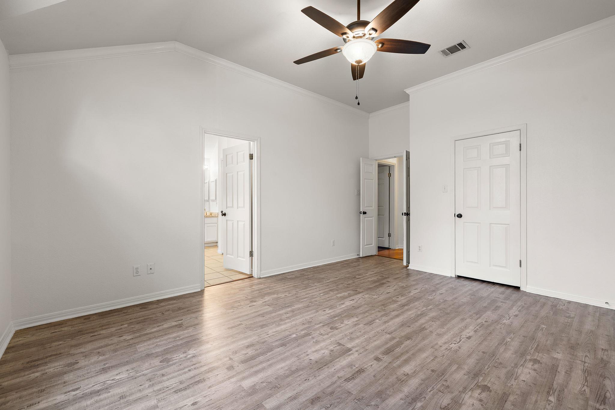 12713 Cinchring Ln, Austin, TX 78727