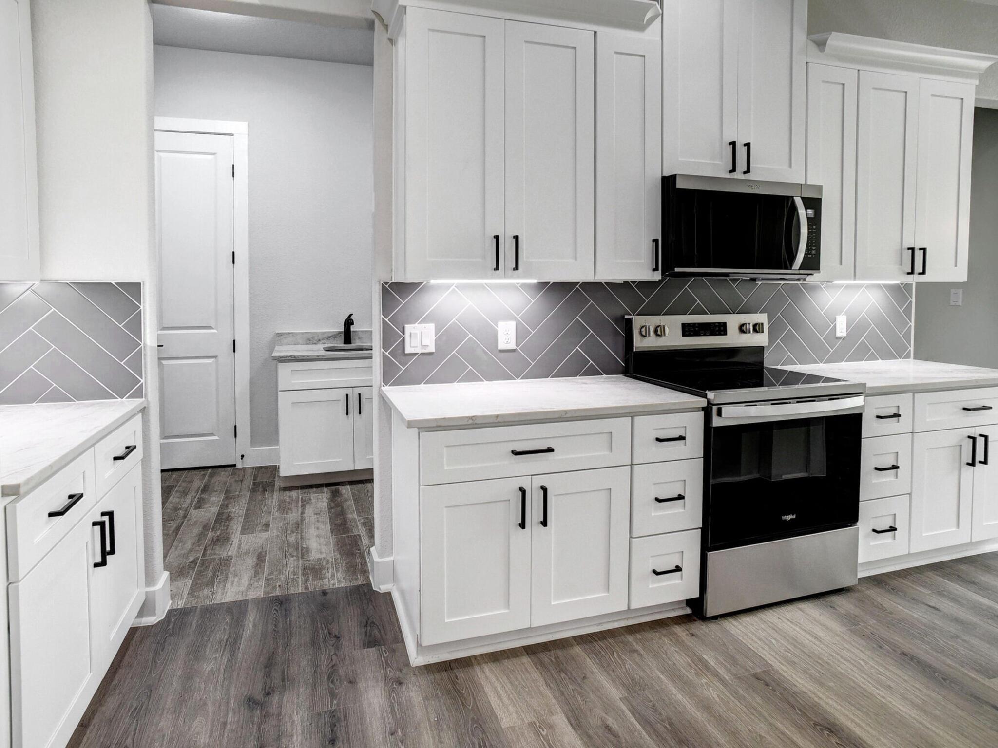 207 Waipahoehoe Dr, Bastrop, TX 78602