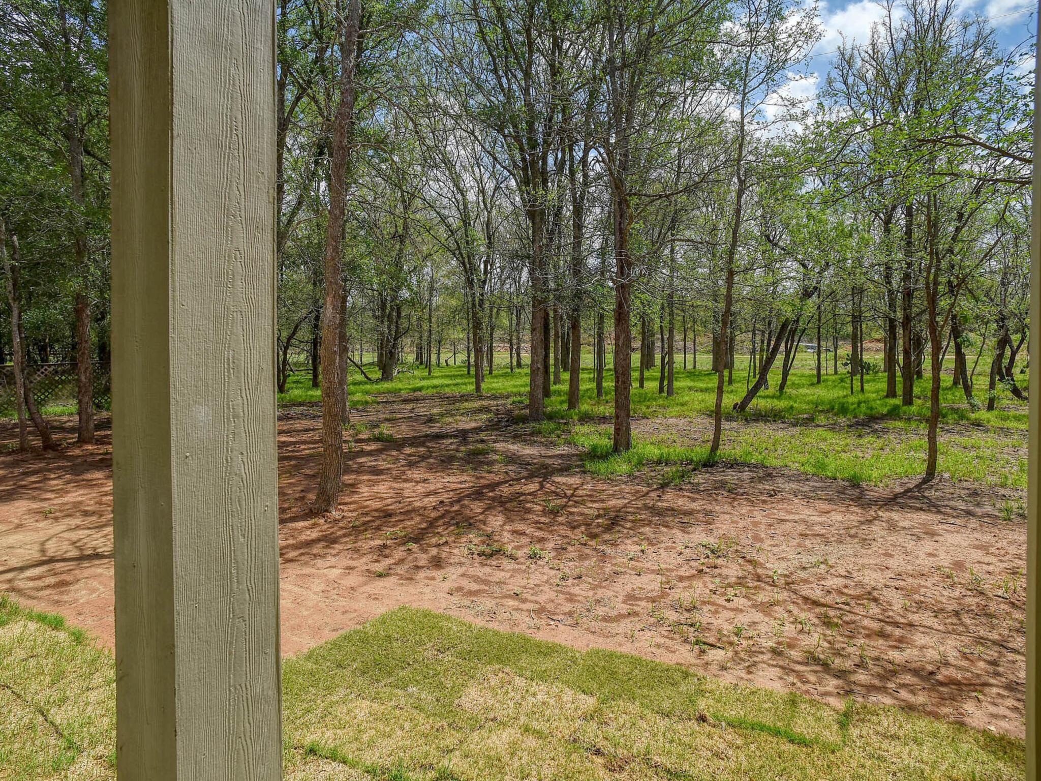 207 Waipahoehoe Dr, Bastrop, TX 78602