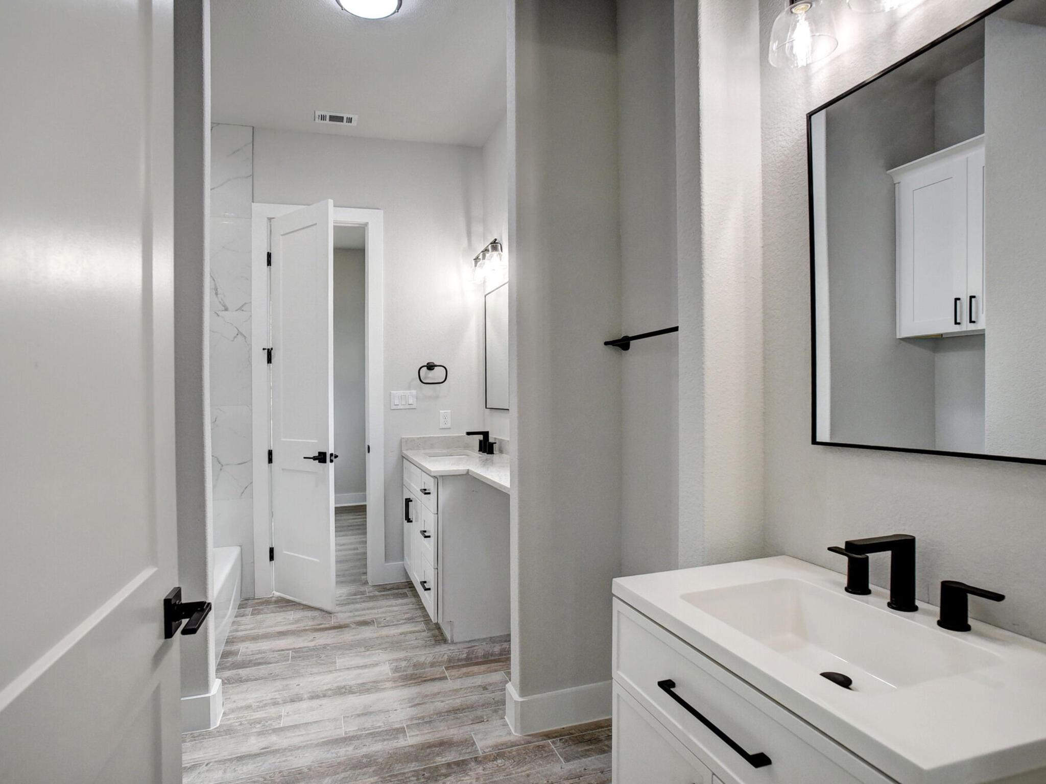 207 Waipahoehoe Dr, Bastrop, TX 78602