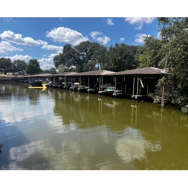 120 Cove Ln, Llano, TX 78643