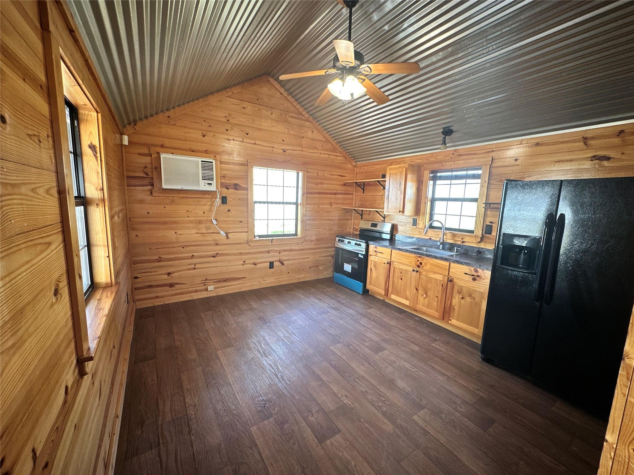 5357 S Fm 908, Rockdale, TX 76567