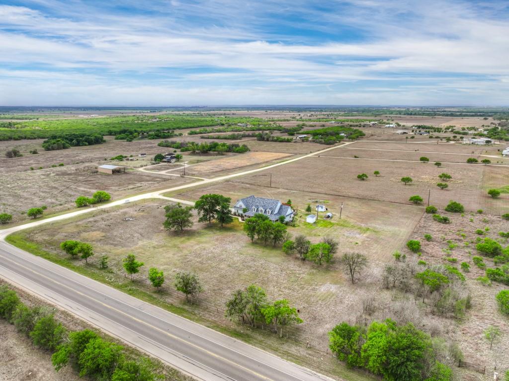 100 Little El Paso Rd, Martindale, TX 78655