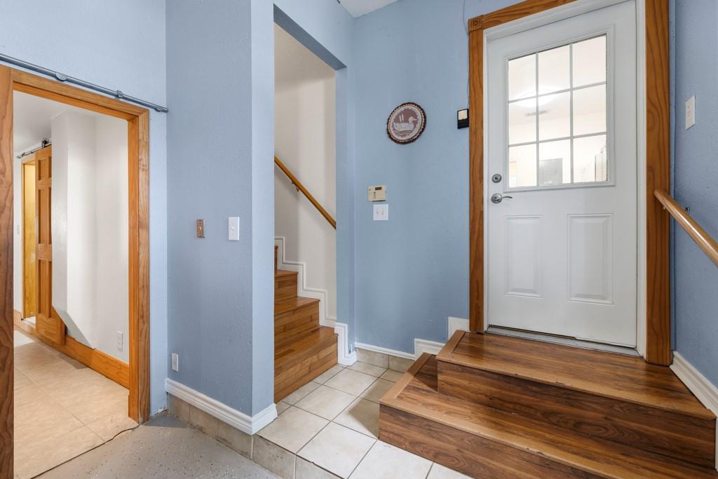 100 Little El Paso Rd, Martindale, TX 78655