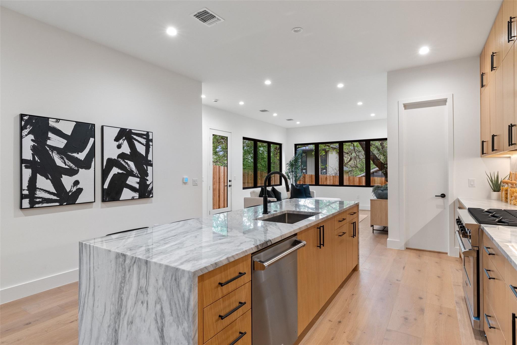 2611 Oak Crest Ave # A, Austin, TX 78704