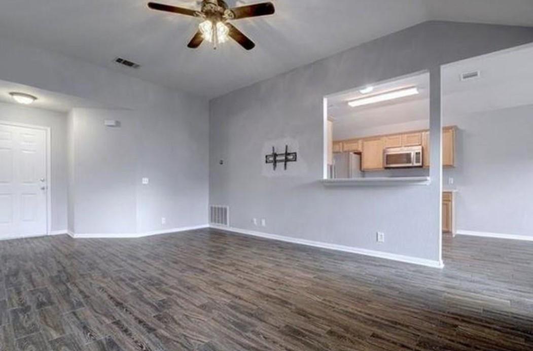 351 Zebra Dr, Kyle, TX 78640