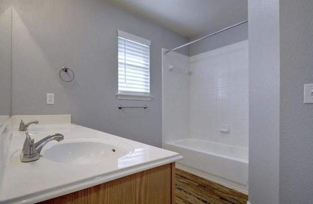 351 Zebra Dr, Kyle, TX 78640