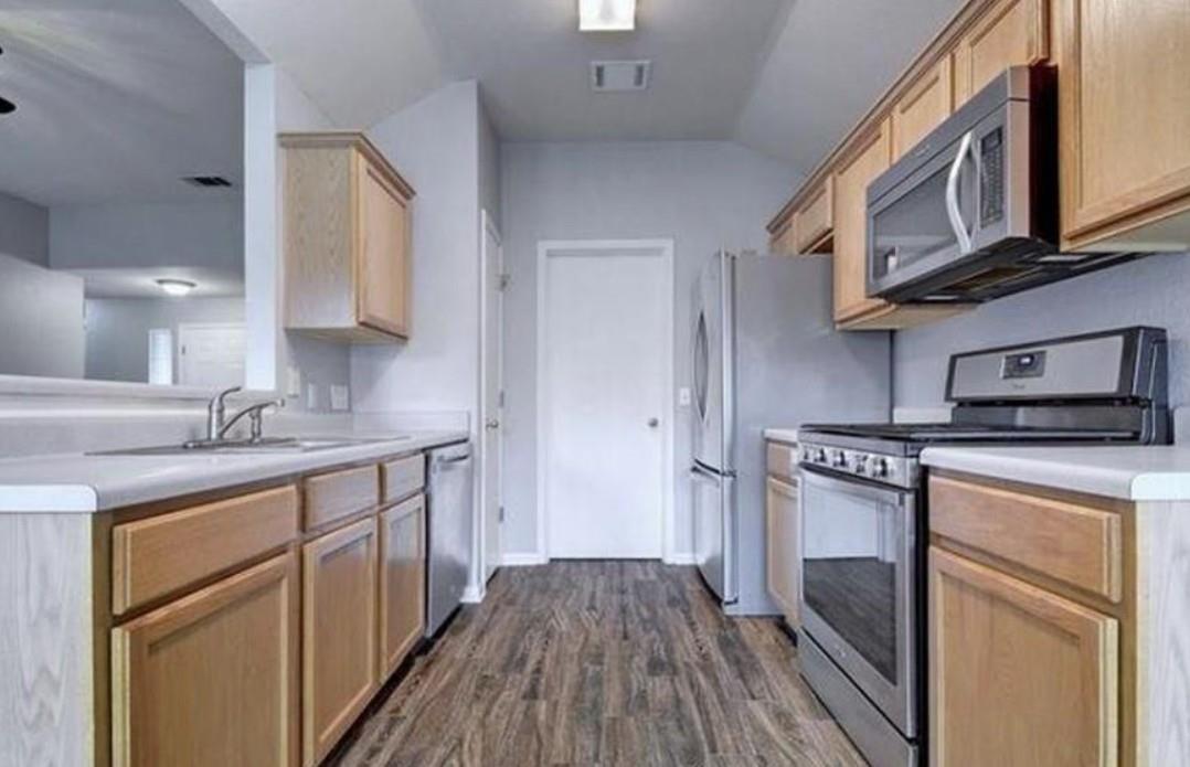 351 Zebra Dr, Kyle, TX 78640