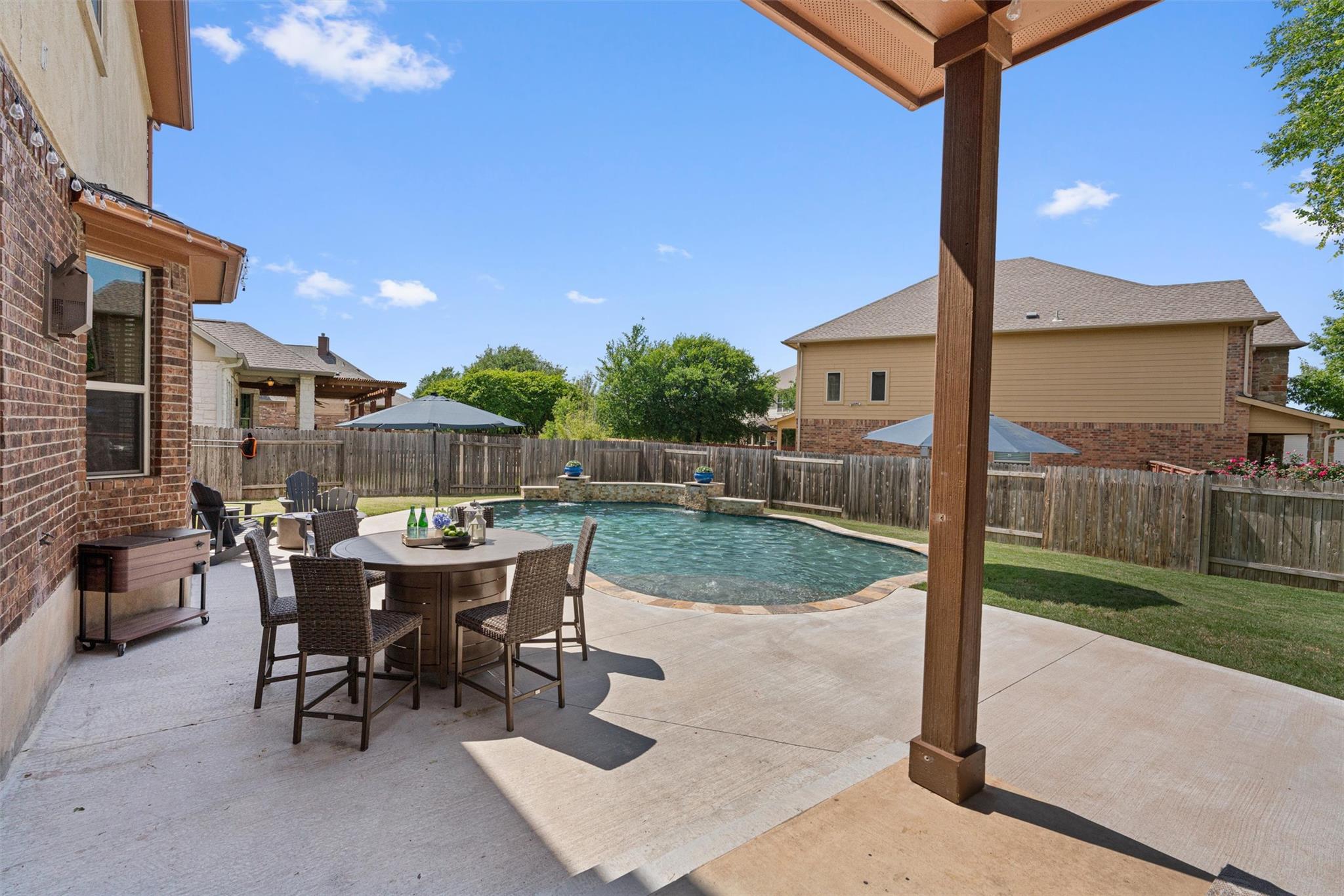 200 Lake Livingston Dr, Georgetown, TX 78628