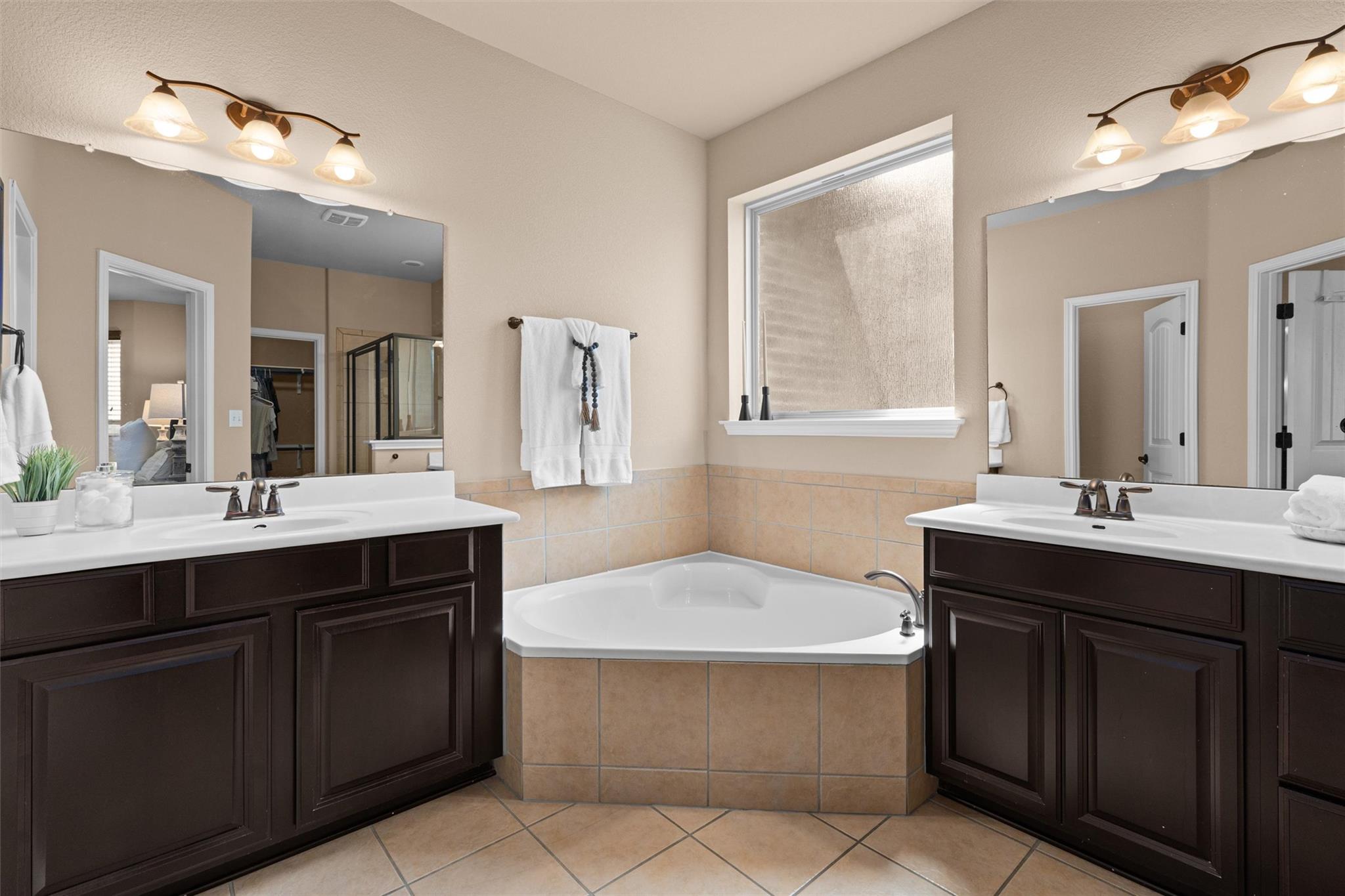 200 Lake Livingston Dr, Georgetown, TX 78628