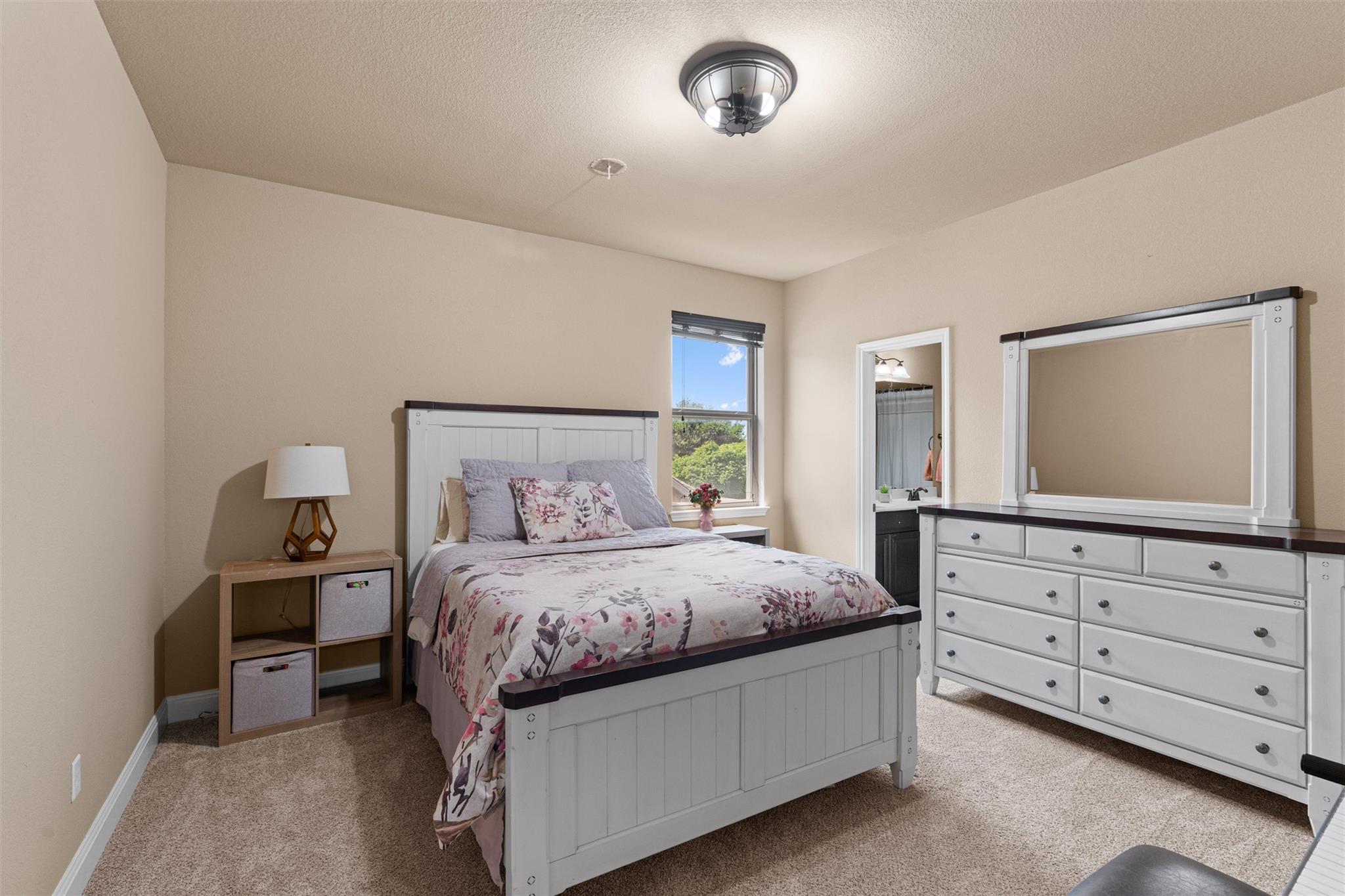 200 Lake Livingston Dr, Georgetown, TX 78628