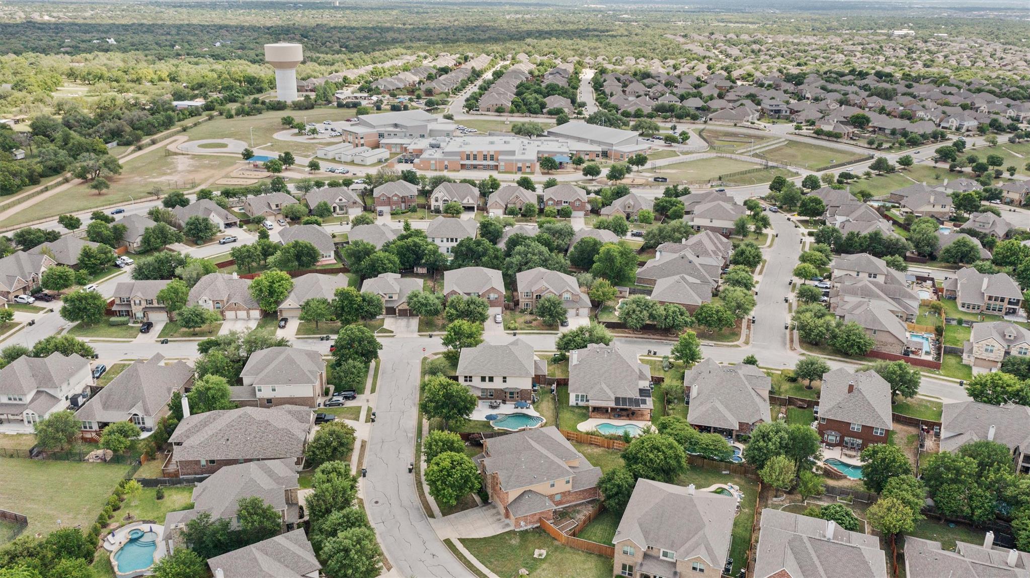 200 Lake Livingston Dr, Georgetown, TX 78628