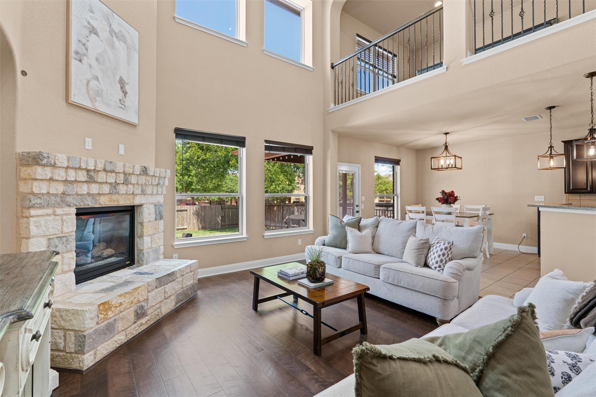 200 Lake Livingston Dr, Georgetown, TX 78628