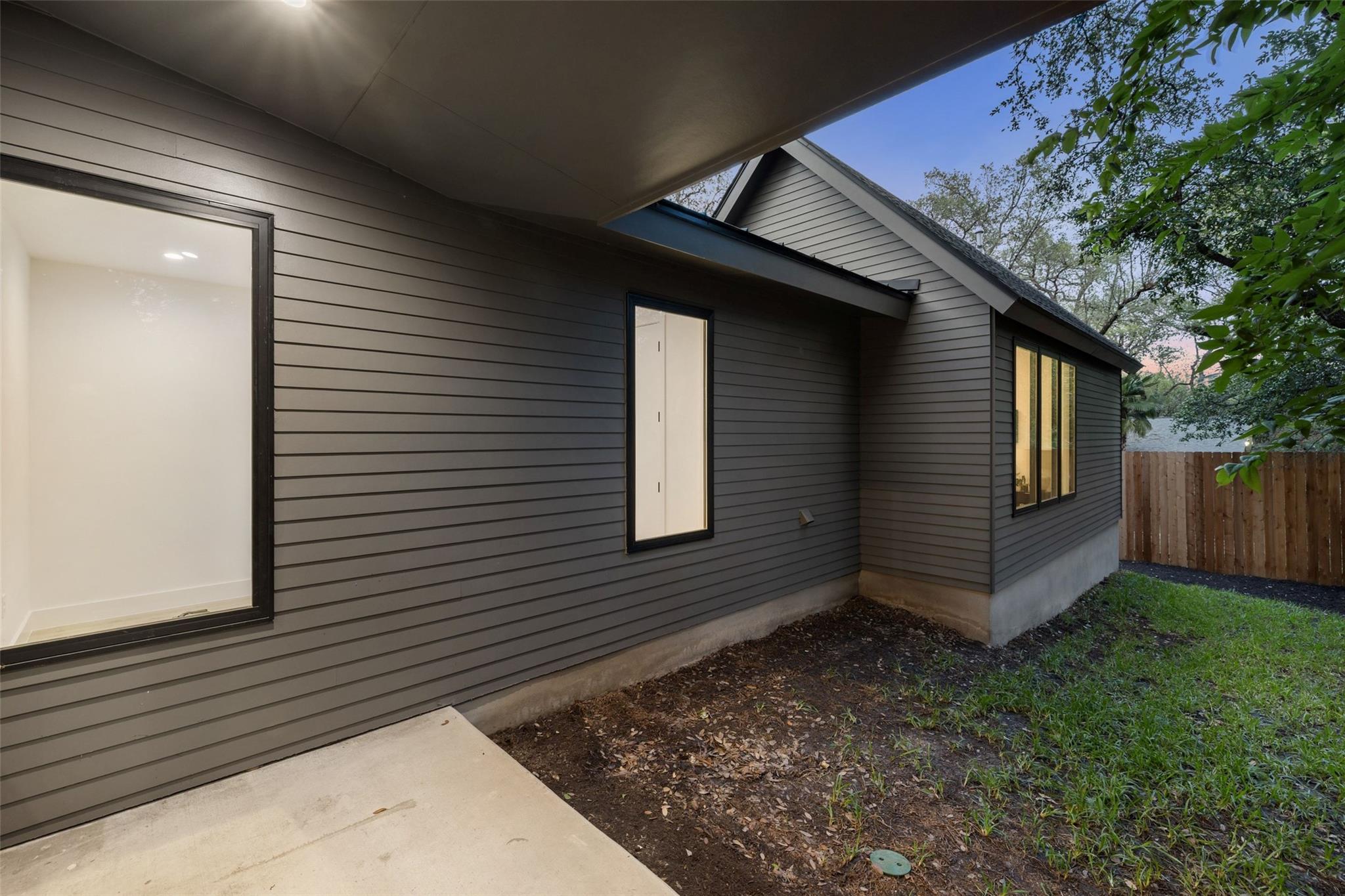 2611 Oak Crest Ave # B, Austin, TX 78704