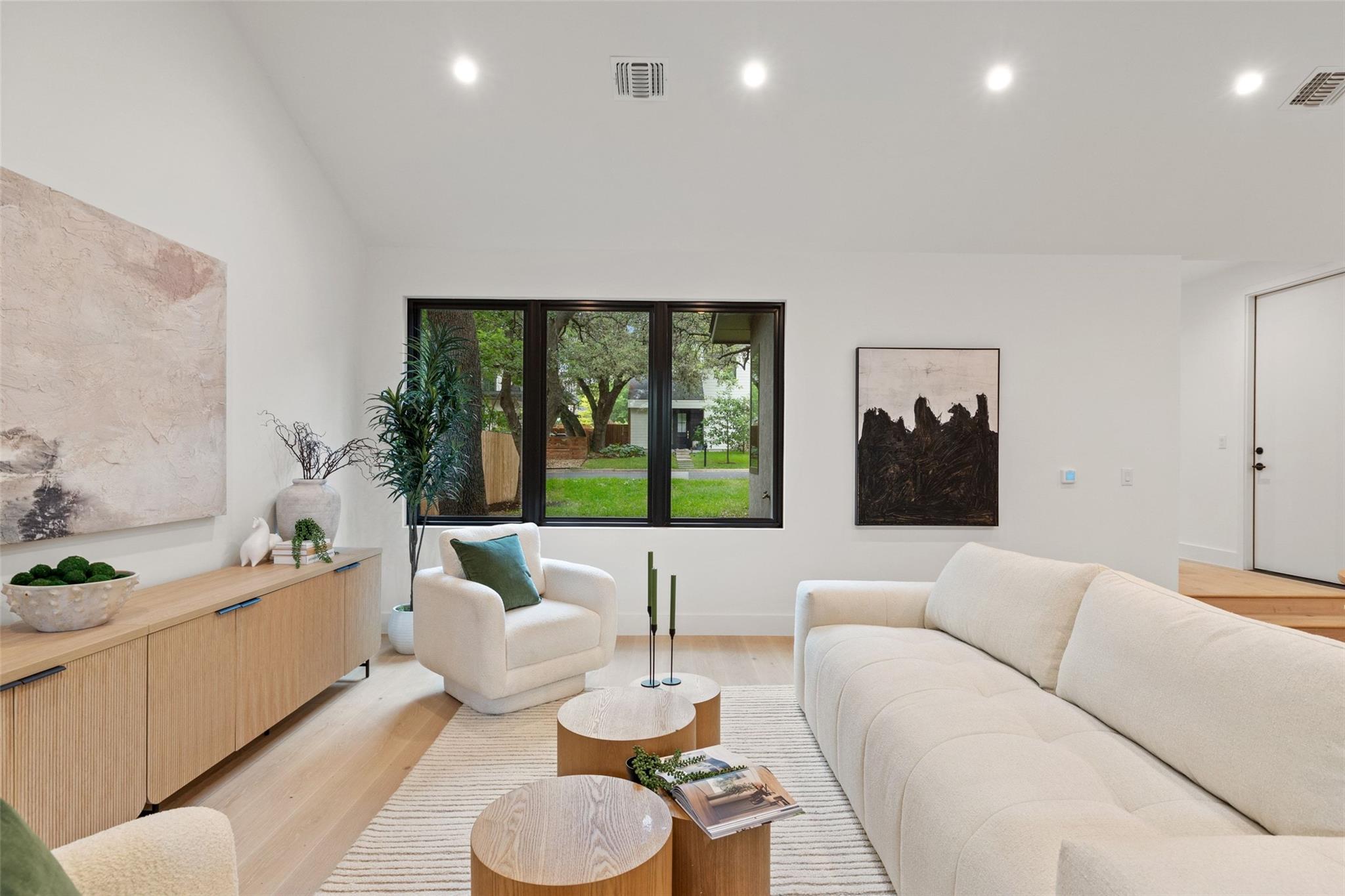 2611 Oak Crest Ave # B, Austin, TX 78704