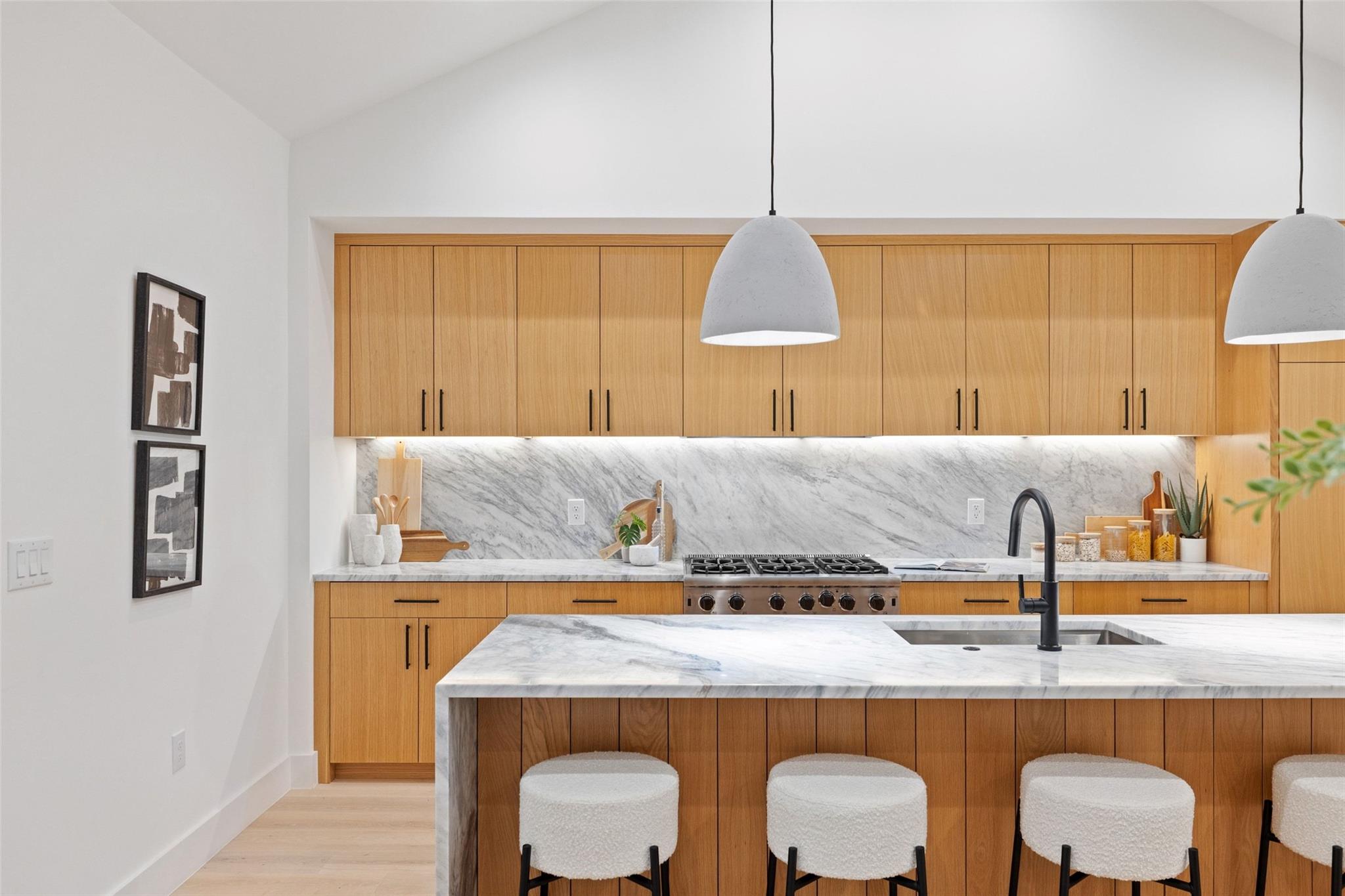 2611 Oak Crest Ave # B, Austin, TX 78704