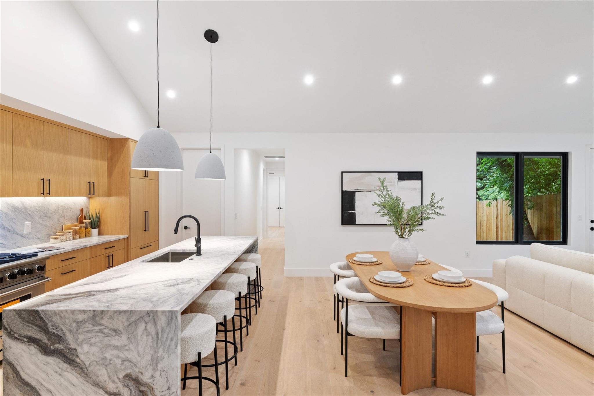 2611 Oak Crest Ave # B, Austin, TX 78704