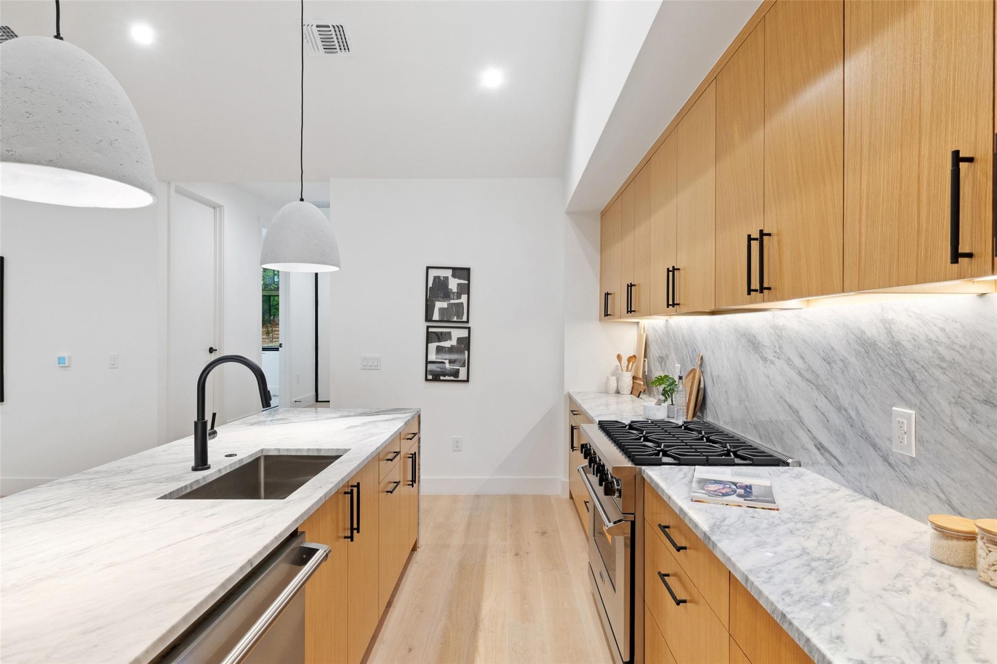 2611 Oak Crest Ave # B, Austin, TX 78704