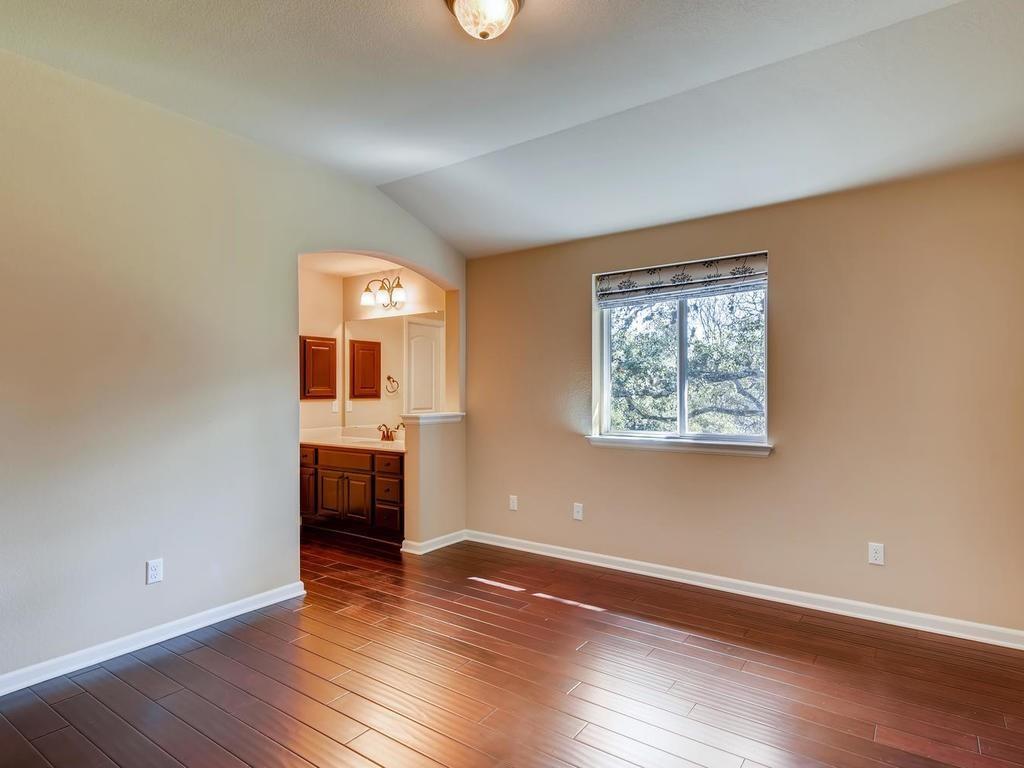 215 REVEILLE Rd, Austin, TX 78746