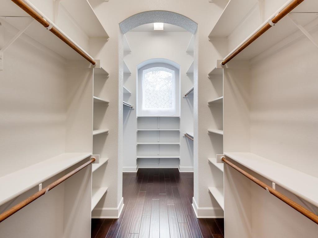 215 REVEILLE Rd, Austin, TX 78746