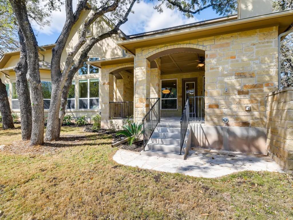215 REVEILLE Rd, Austin, TX 78746