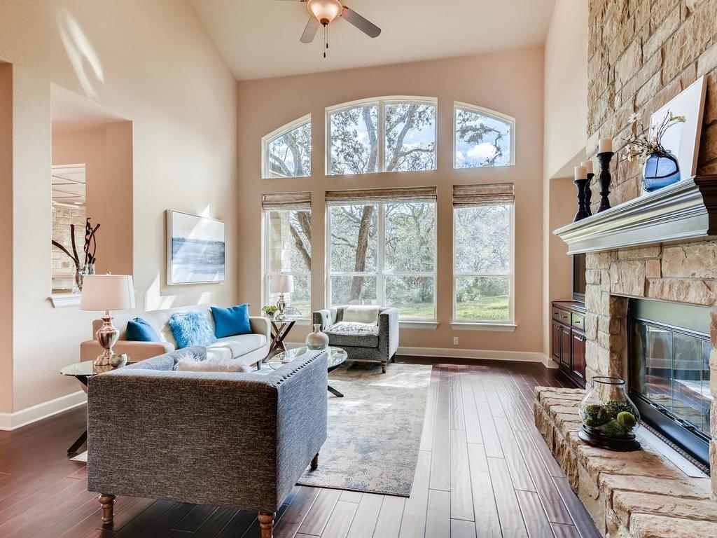 215 REVEILLE Rd, Austin, TX 78746