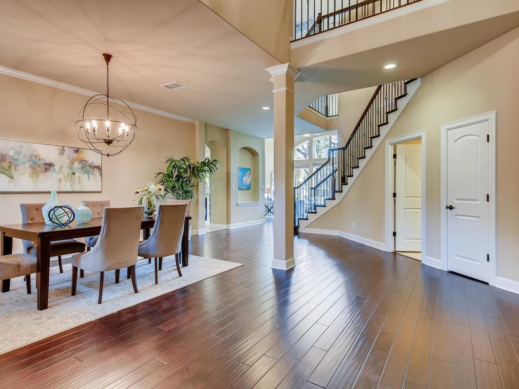 215 REVEILLE Rd, Austin, TX 78746