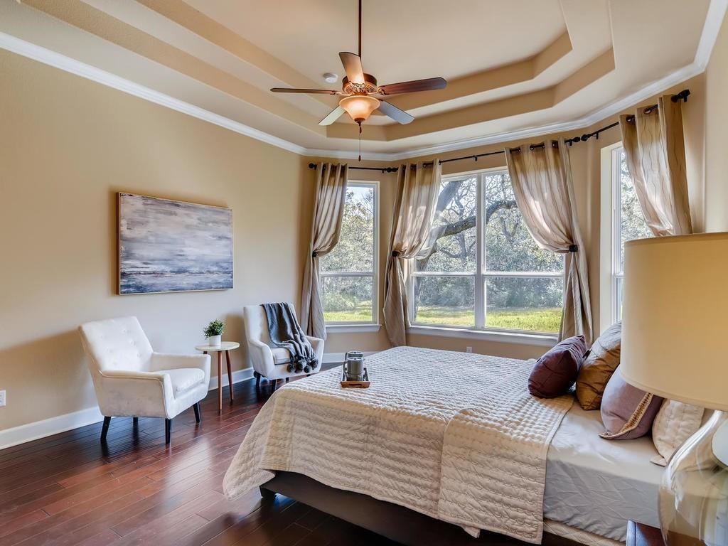 215 REVEILLE Rd, Austin, TX 78746