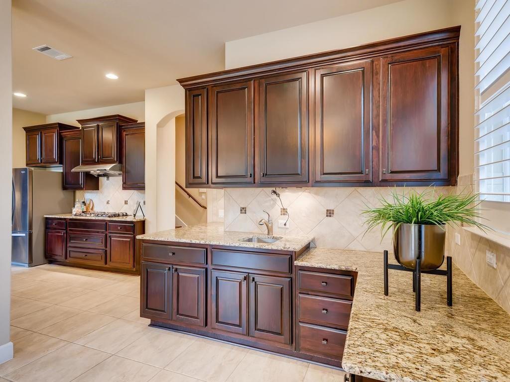 215 REVEILLE Rd, Austin, TX 78746