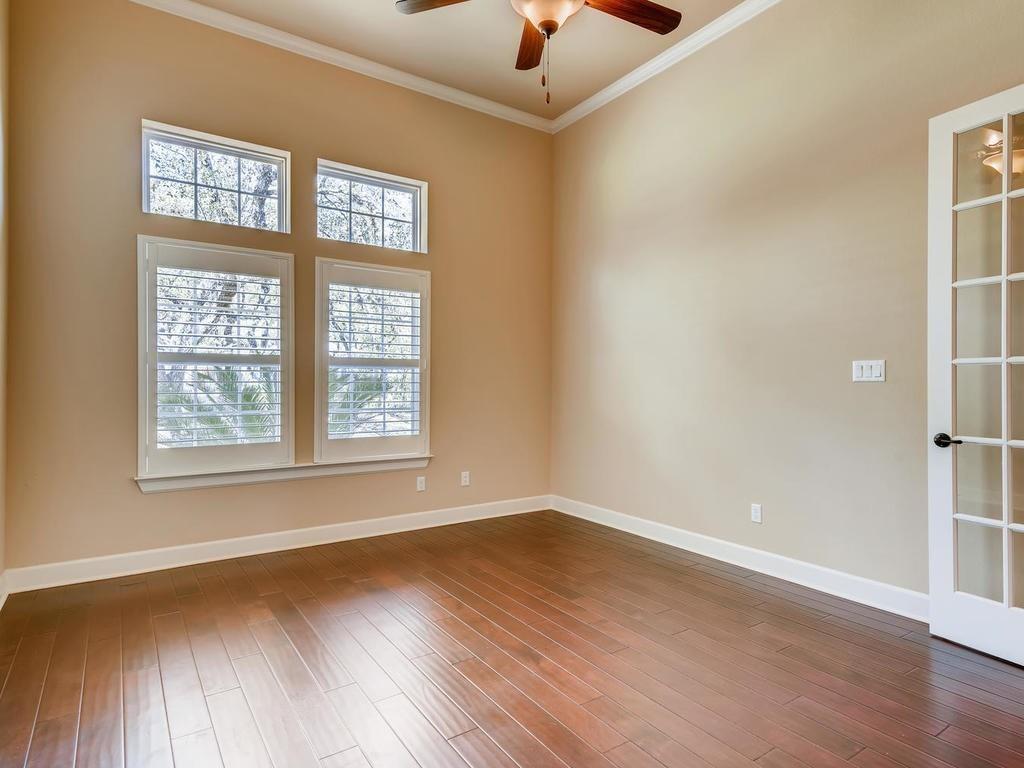 215 REVEILLE Rd, Austin, TX 78746