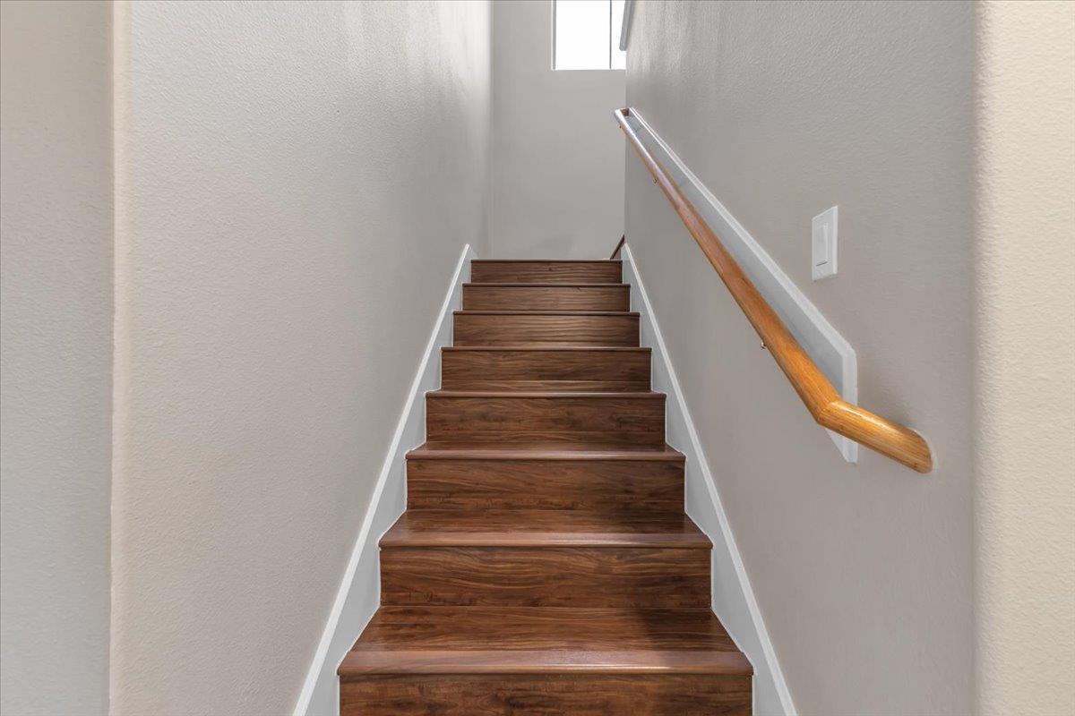 11558 Spicewood Pkwy # 18, Austin, TX 78750