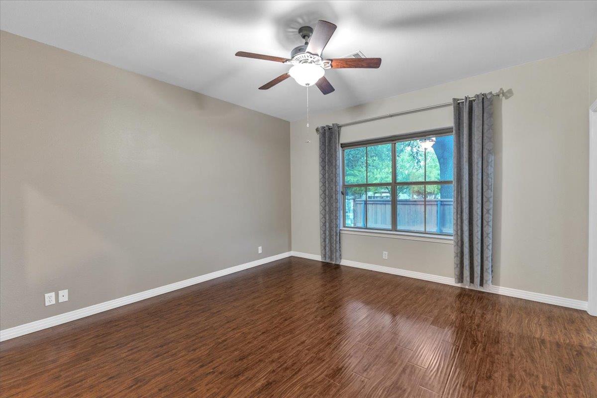 11558 Spicewood Pkwy # 18, Austin, TX 78750