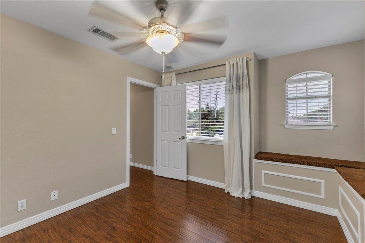 11558 Spicewood Pkwy # 18, Austin, TX 78750