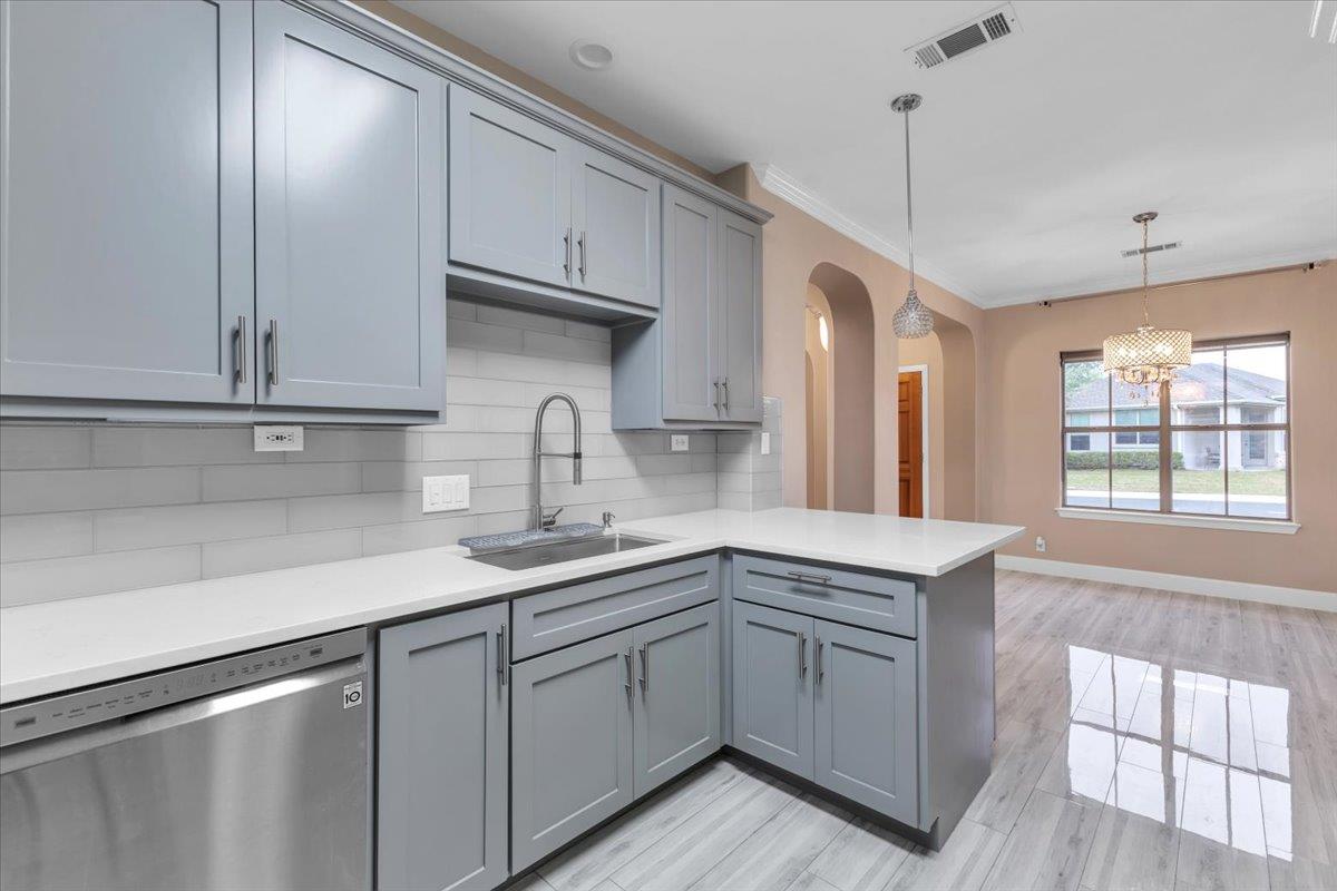 11558 Spicewood Pkwy # 18, Austin, TX 78750