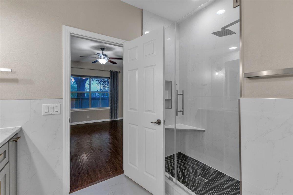 11558 Spicewood Pkwy # 18, Austin, TX 78750