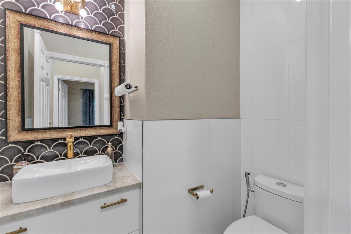 11558 Spicewood Pkwy # 18, Austin, TX 78750