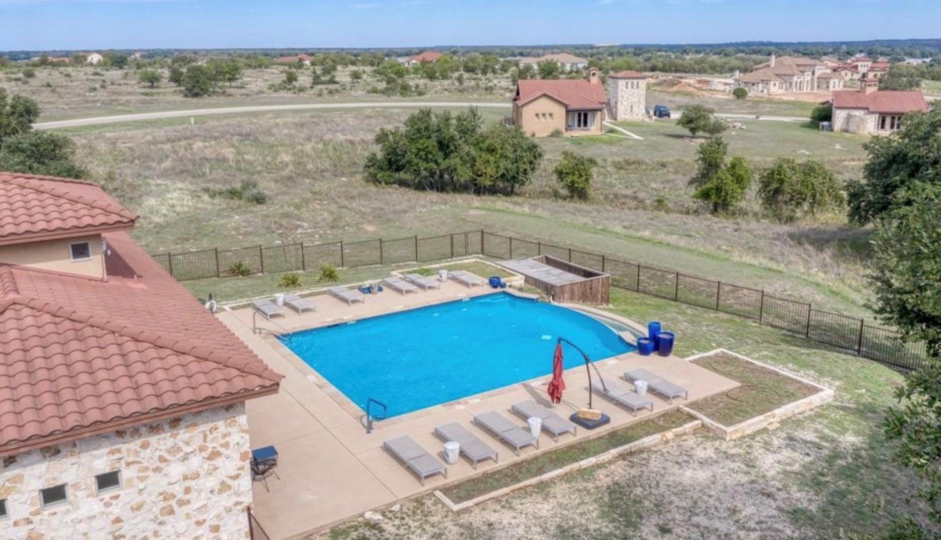 104 Strada Luca St, Florence, TX 76527