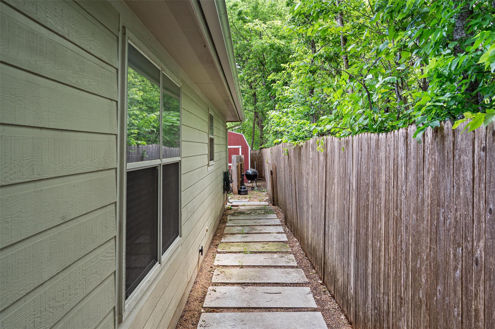 1213 Justin Ln, Austin, TX 78757