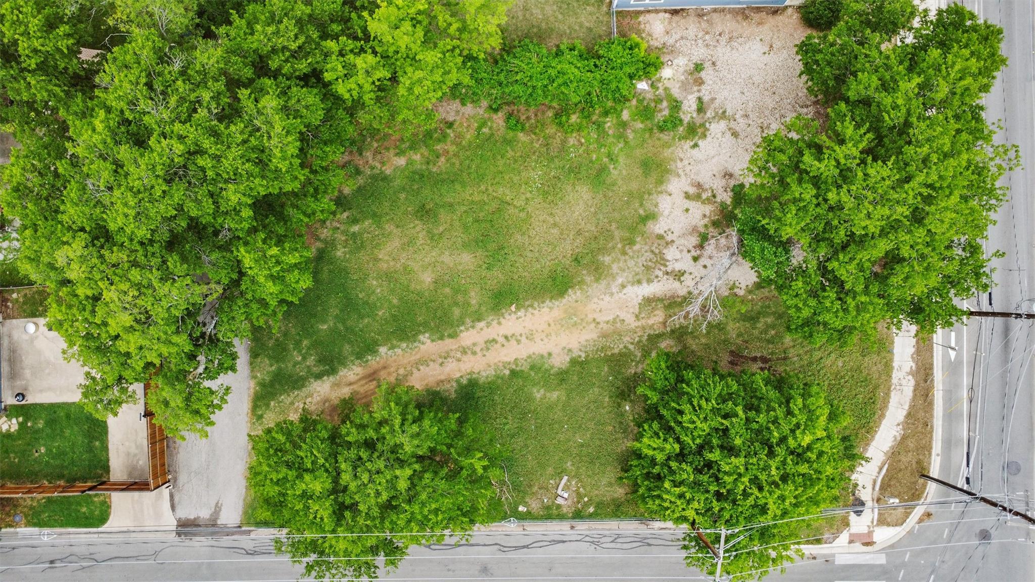 945 E 51st St, Austin, TX 78751