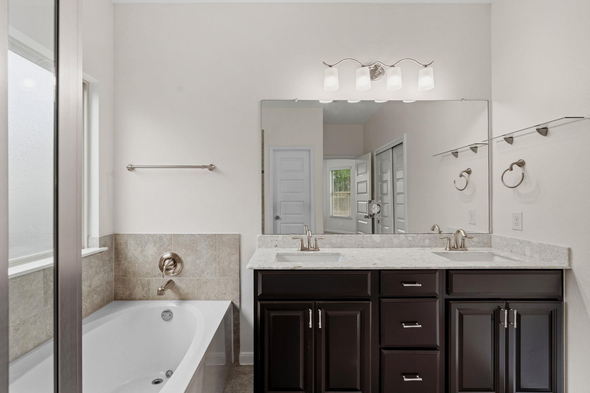 1205 Rock Mill Ln, Georgetown, TX 78626