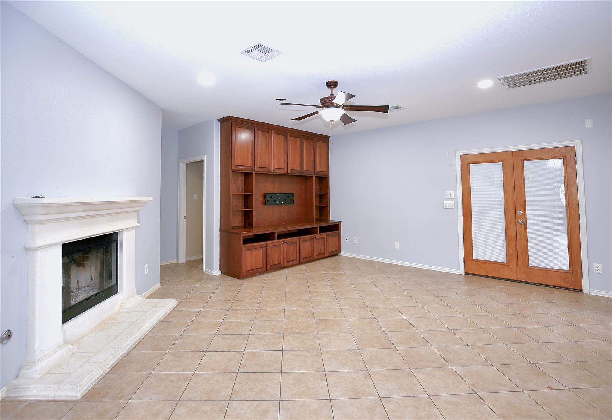 2002 Singing Hls, Leander, TX 78641